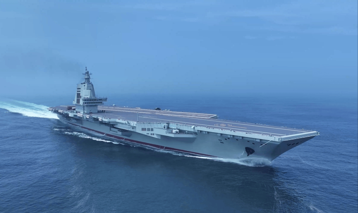 美军舰载激光武器一开火，宙斯盾雷达必须停机！055大驱完美解决