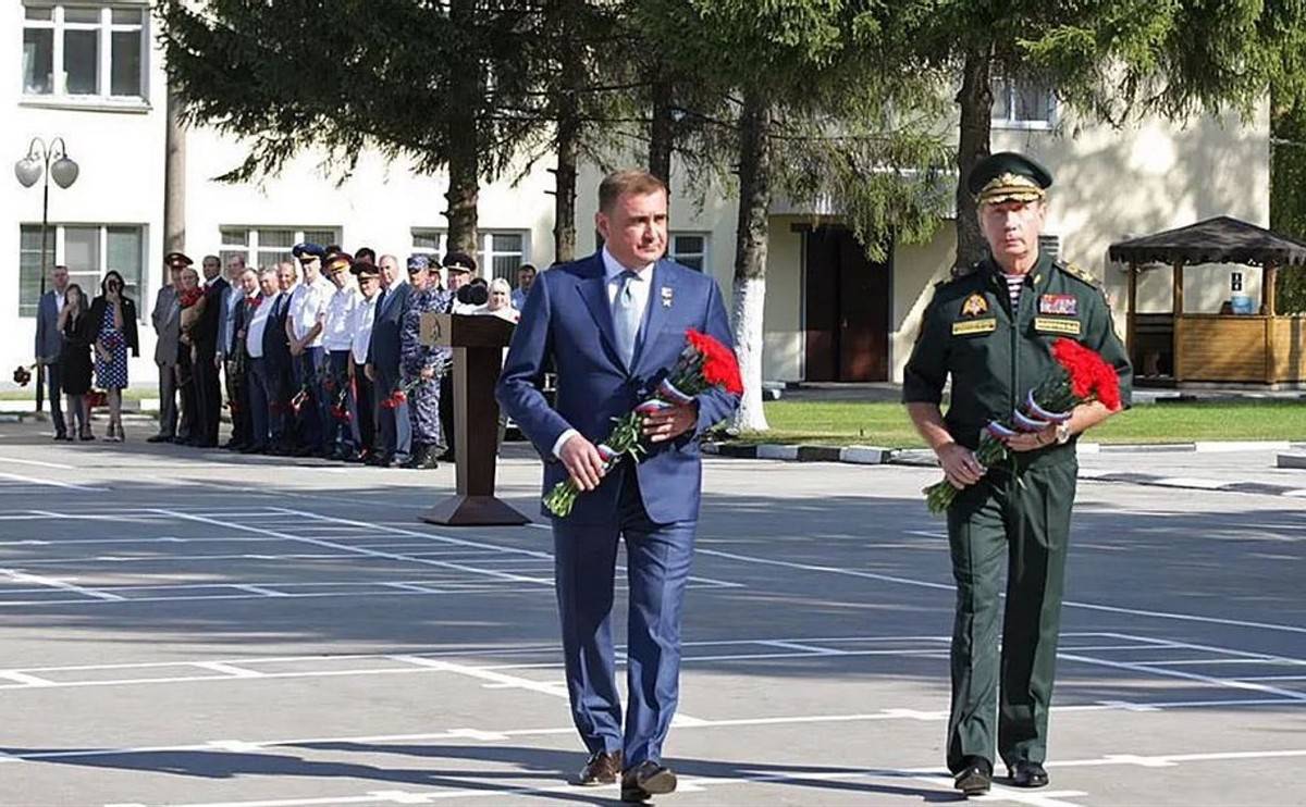 普京早已信不过俄军，他给自己的接班人，留下了可以翻盘的底牌