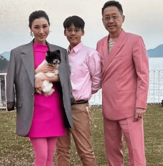 考古|李嘉欣每月领200万生活费但是却不够花，豪门生活还是要靠自己？