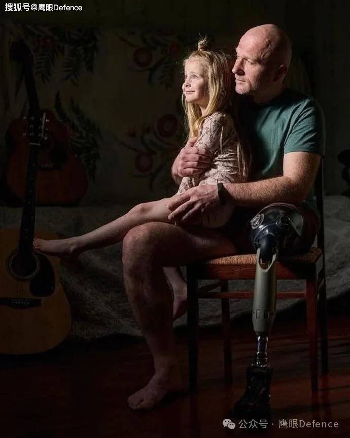 俄乌换俘的欢笑和眼泪：为了家人，请亲爱的朋友们一定要坚持下去