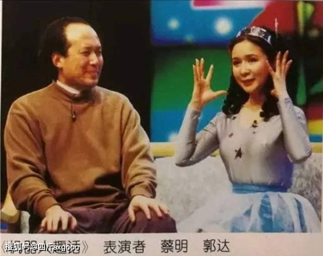 国家一级演员赵克明去世，5月在家吸氧画面曝光，手拿拐杖不离手