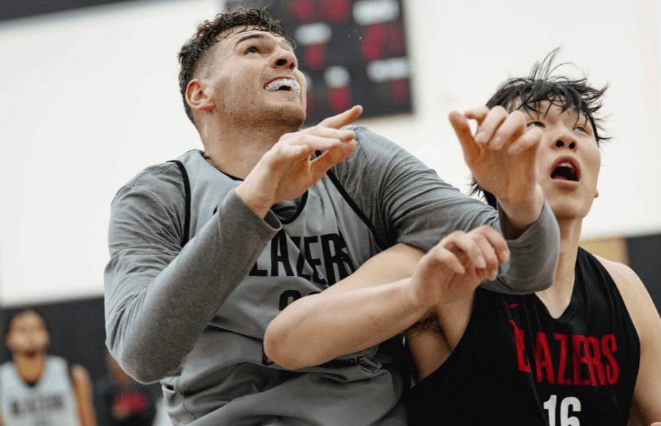 原创 杨瀚森也有机会首发?比卢普斯公布季前赛计划 评估球员细节重于数据