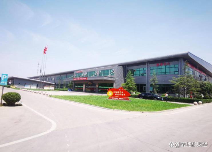 叫扬叔 - 全网最会整活的苏超球迷  足球圈热梗收割机中国月饼行业龙头：十年卖出近20亿块累计出口月饼超1亿块