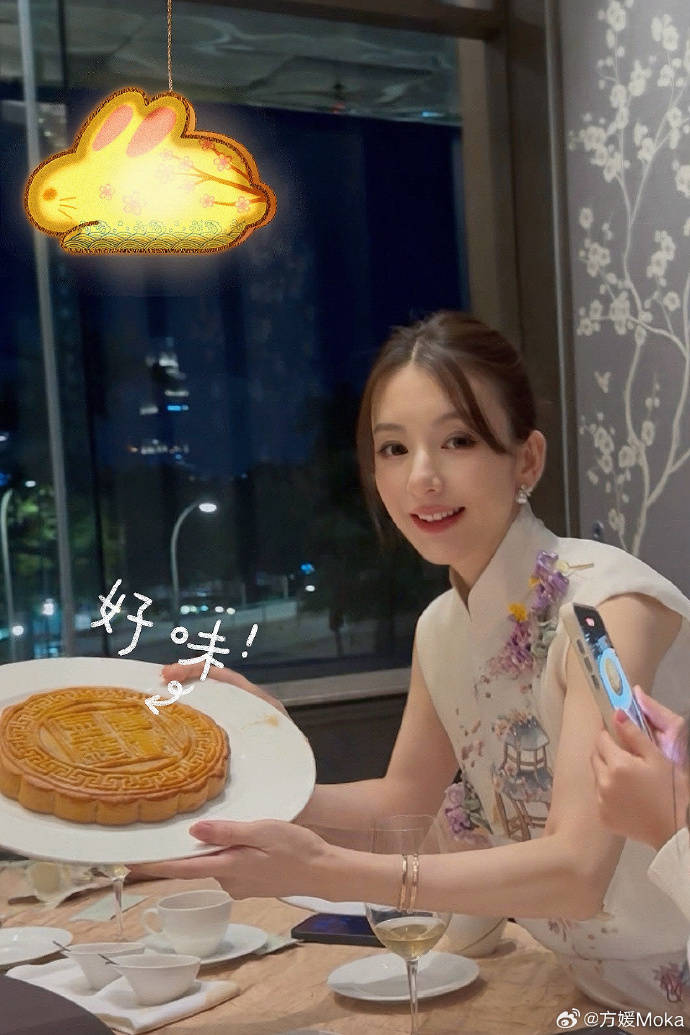 方媛回应日常生活有很多人打理：宝宝的一切我都喜欢亲力亲为