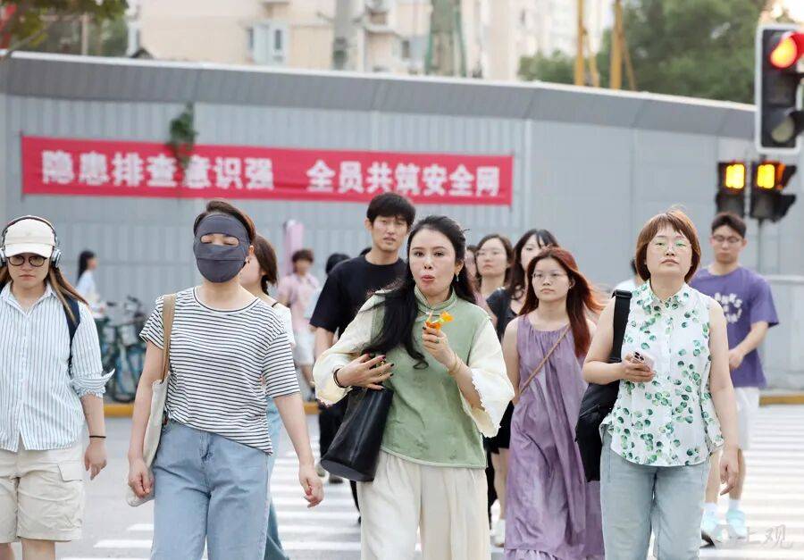 上海明起气温“2”字头！穿了半年的短袖终于要换了，降温+降雨+大风，冷空气这天开始发威