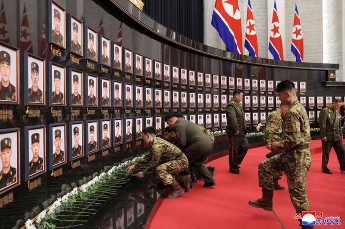 重赏援俄烈士，金正恩的用意很明确，朝鲜穷归穷，打仗是不怕死的