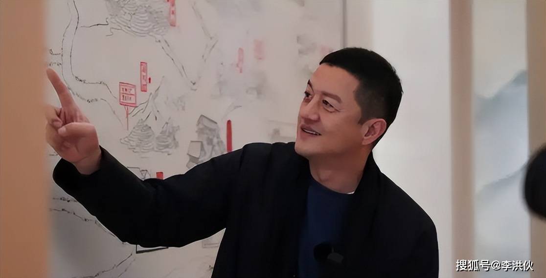上午悲痛官宣离婚，晚上开心直播带货，李亚鹏来不及悲伤就去赚钱