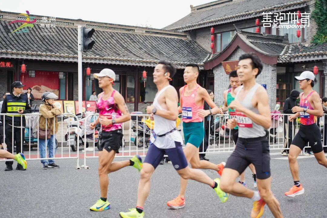 李政跃、钟佳萌破赛会纪录！2025泰州马拉松圆满举办
