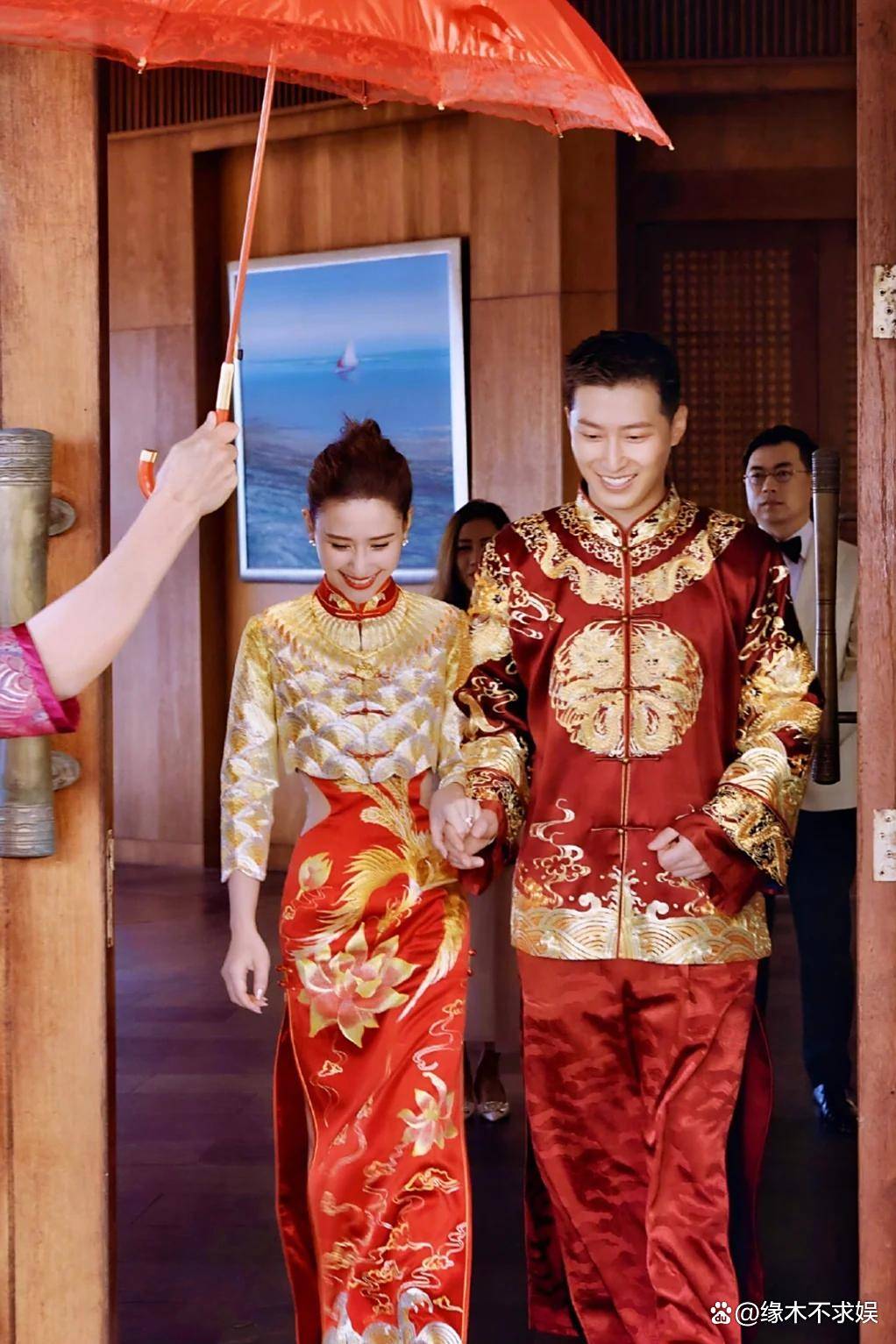 向太曝窦骁何超莲闹离婚，男方已掏空家底，三太却提防他不肯买房