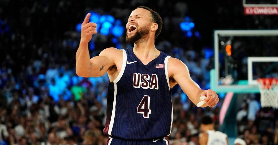 里造次成就神话詹姆斯也望尘莫及113亿美金！NBA第一！库(图3)