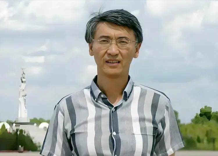 原创             杨振宁长子杨光诺：感谢继母翁帆，这些年她是全家最温暖的依靠
