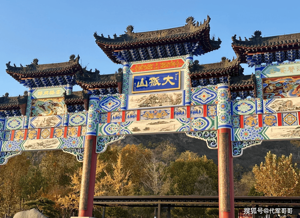 朱媛媛去世5个月后，辛柏青现身大孤山，整个人显憔悴像是老了10岁
