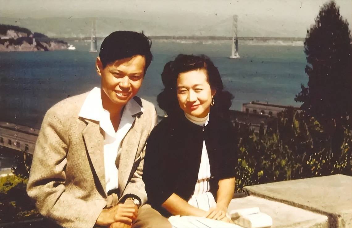 原创             翁帆没想到，人情世故、江湖地位在杨振宁告别仪式上体现淋漓尽致