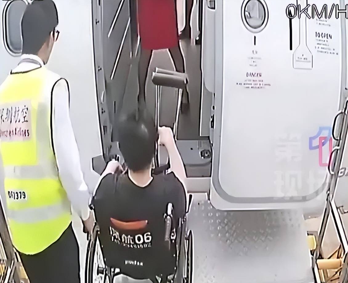 郑智化再次发文吐槽大陆机场,坦言心灰意冷萌生退意,评论区翻车