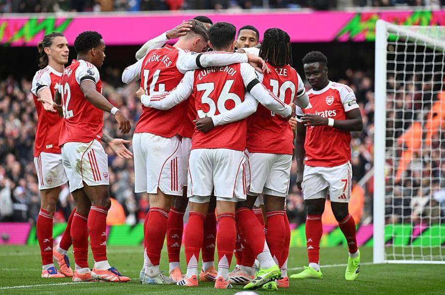 “英超最新积分榜！阿森纳3连胜领跑曼城0-