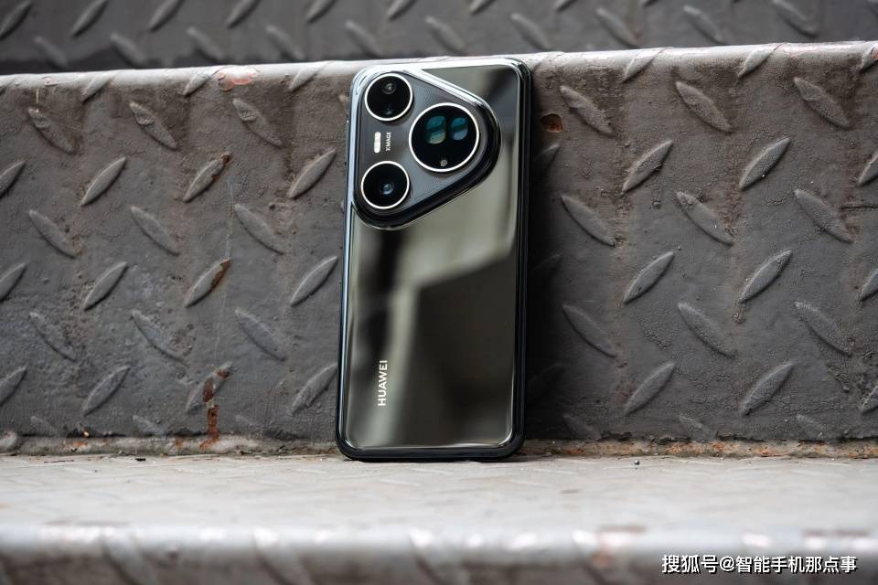 原创             华为放大招:双2亿像素方案曝光,Pura 90系列或成影像新王者!