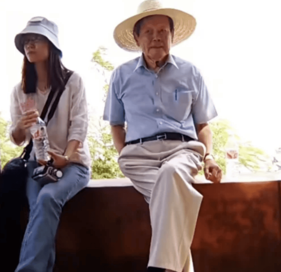 翁帆被曝已经搬出清华别墅!杨振宁留给她的现金在1亿元左右