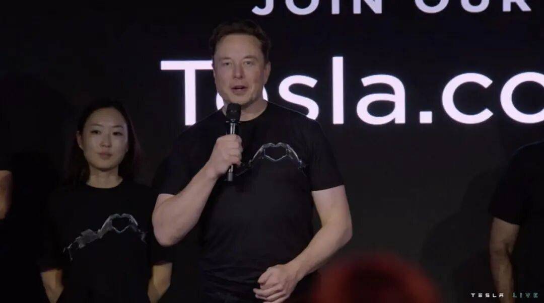 原创             马斯克耐心告急,特斯拉驶向“无人区”