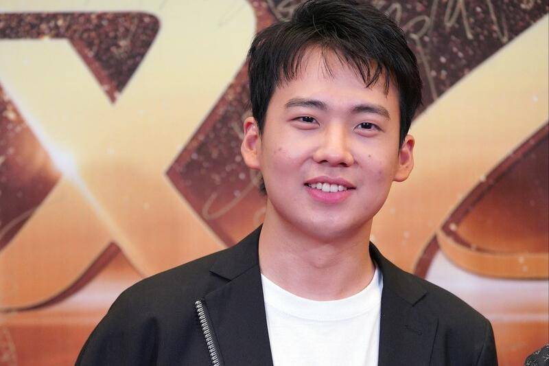 郭麒麟从德云社离开后,与亲妈一起生活,世上还是只有妈妈好