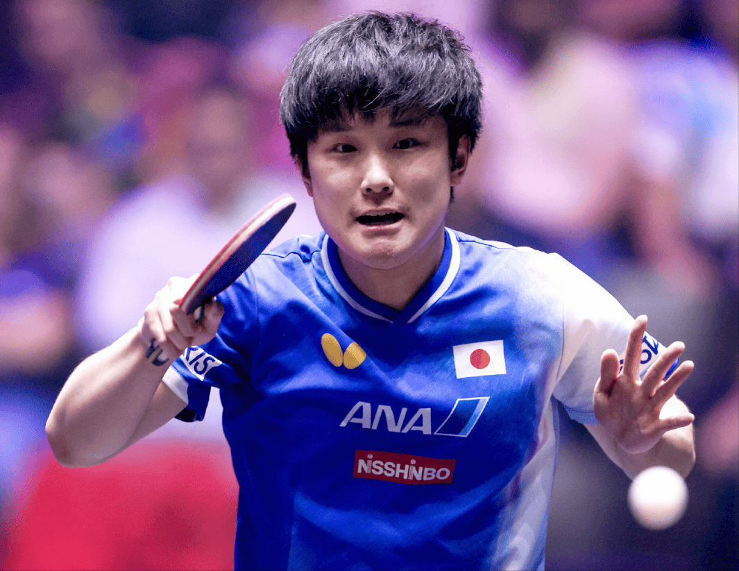 原创             男单8强诞生！张本智和惨遭惊天逆转，2-0连丢3局、浪费4个赛点