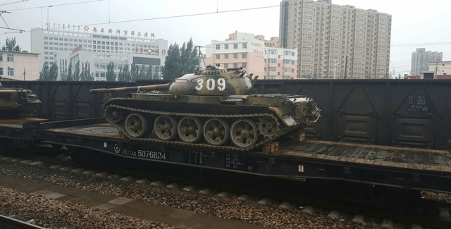 俄军坦克入不敷出？被曝库存快打光了，会从中国买退役的59式吗