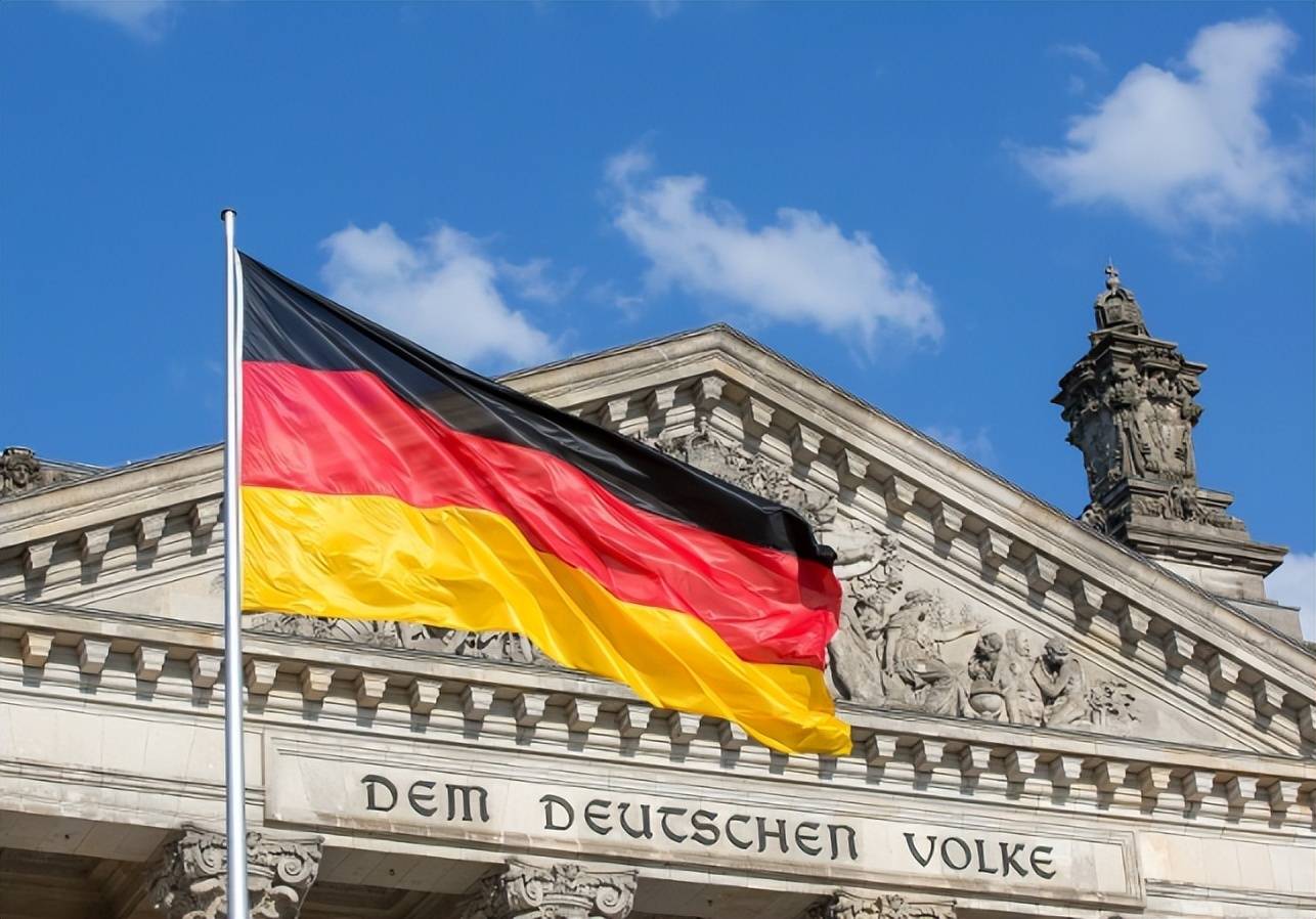 原创             默茨对华动手,德国准备花20亿欧元换下中国设备,美国做梦都要笑醒!