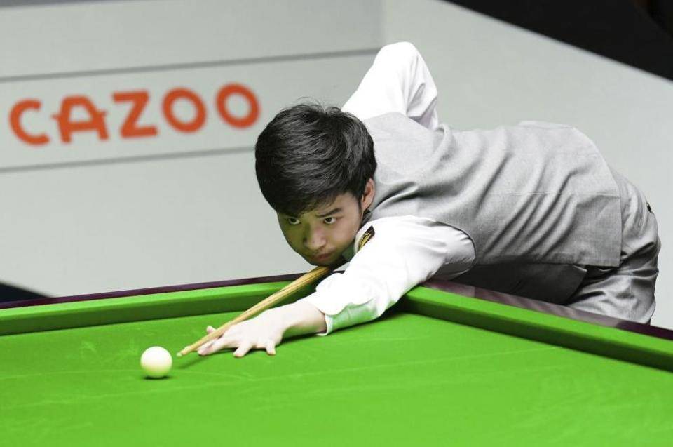 原创 中国斯诺克大捷!6-1、6-2、6-3,丁俊晖、赵心童9将晋级冲冠