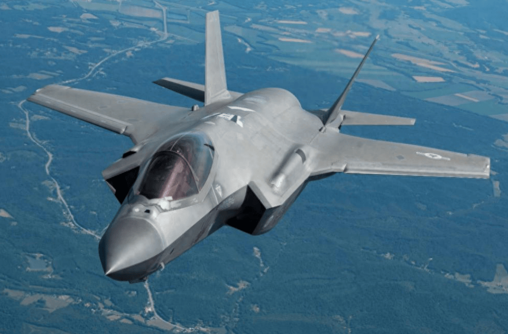 打破中东军事平衡！美国欲向沙特出售48架F35，歼35还有希望吗？