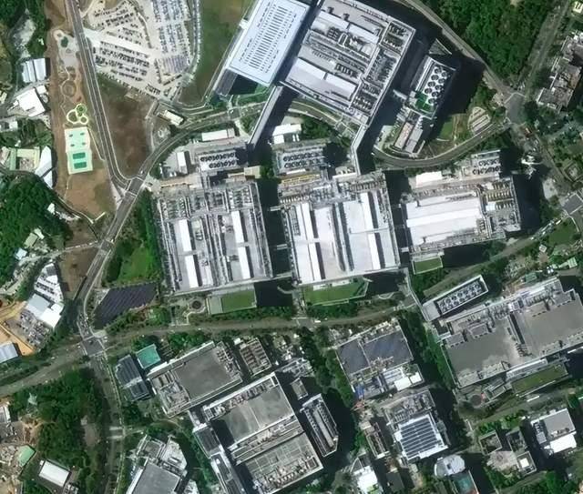 郑丽文就任，马英九哭了，危险时刻岛内大变，解放军已经心中有数