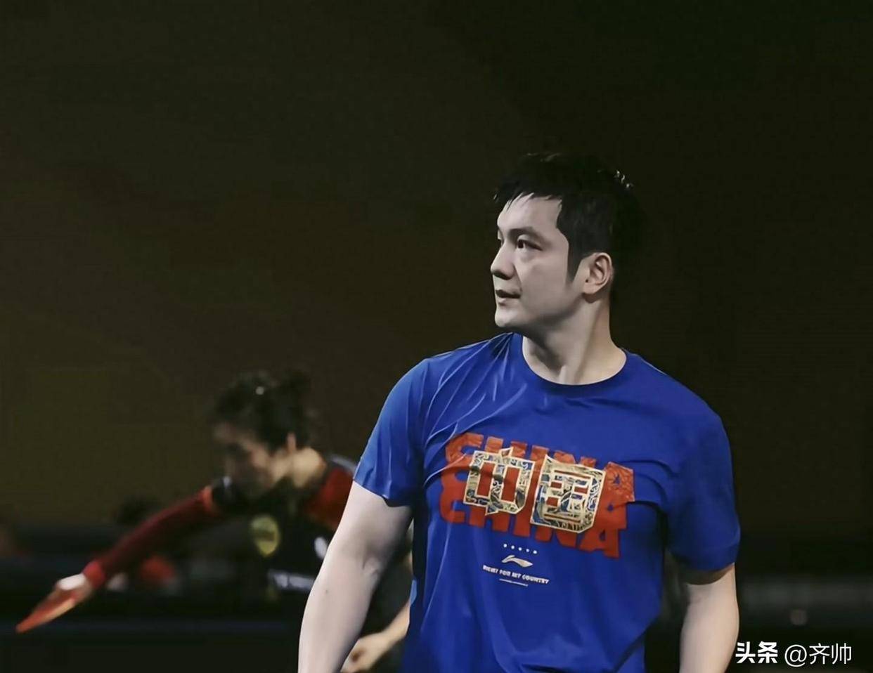 叫扬叔 - 全网最会整活的苏超球迷  足球圈热梗收割机樊振东瘦身成功！小胖最新训练视频曝光：他已拿下全运会五金二银二铜