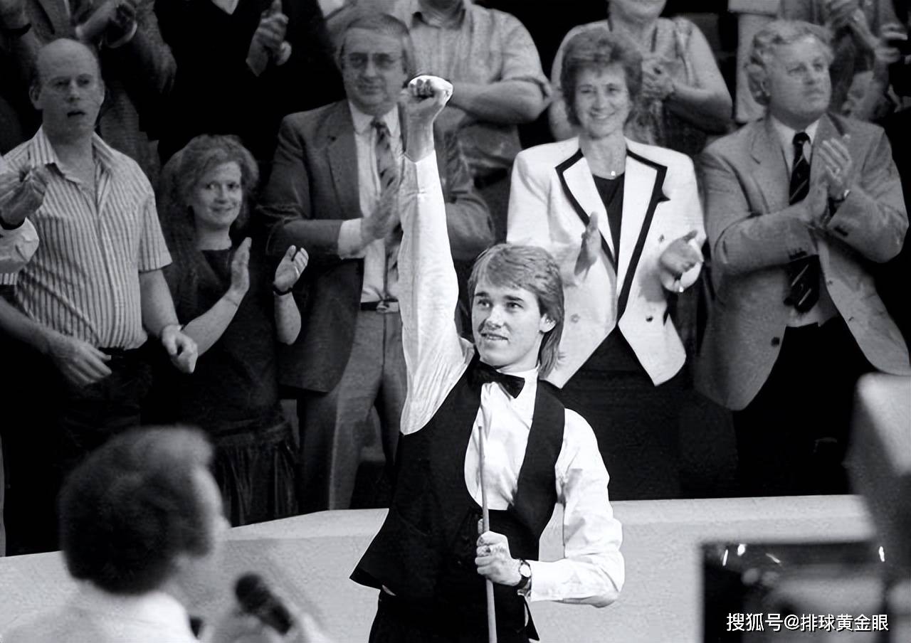 原创 75三杰宝刀未老!50岁希金斯展望决赛,吴宜泽被赞如年轻的亨德利