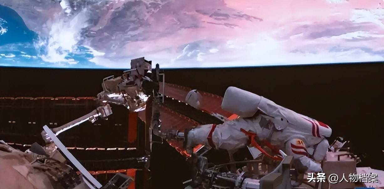 神舟20遇碎片撞击？中国载人航天应急救援美国用9个月中国多久官网合法彩票平台_赛车_时时彩_体彩【官方推荐】