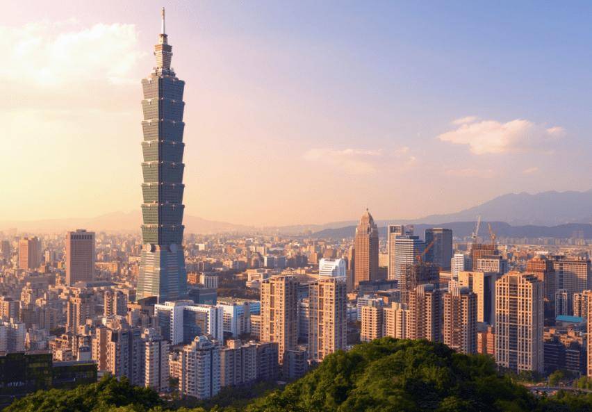 赖清德手下无人？现役台军宁愿赔款8.9亿，也不肯跟解放军掰手腕