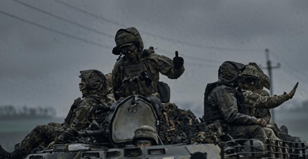 红军城沦陷倒计时，特朗普态度大转弯，希望能和普京见一面