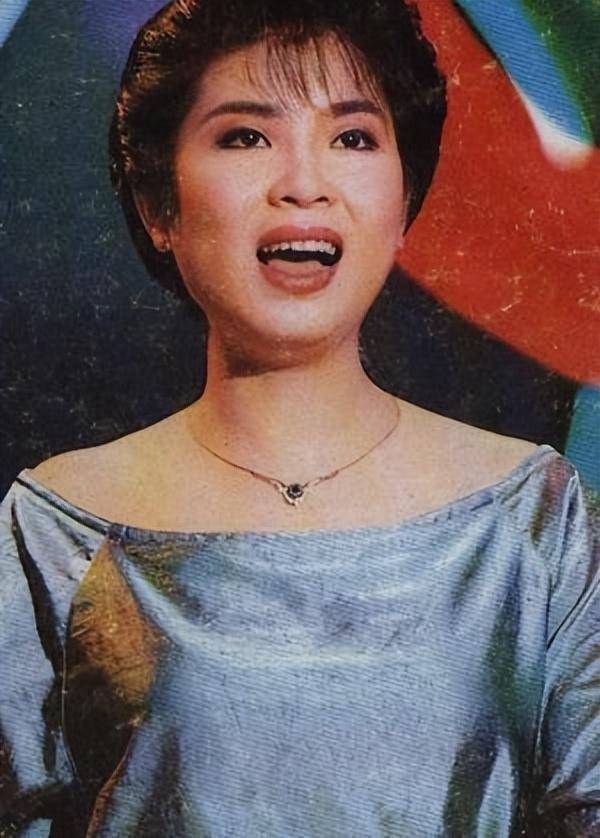 歌手杭天琪：我这辈子最正确的决定，就是43岁高龄给小丈夫生儿子