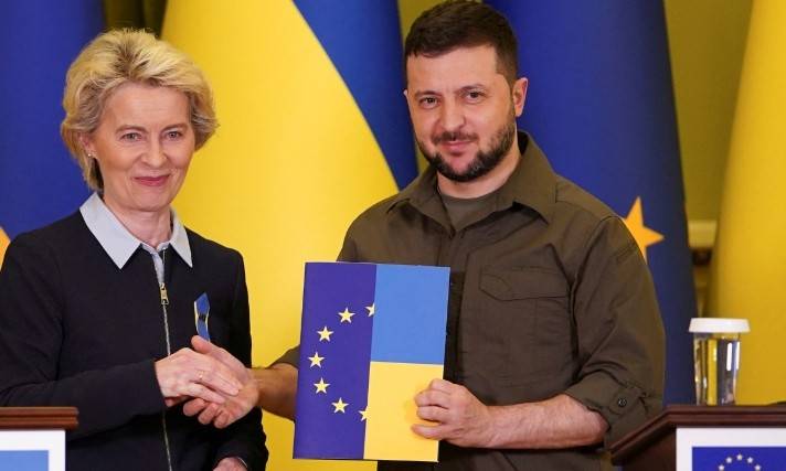 乌克兰宣布停止对俄谈判，至少到年底！俄方指责乌方缺少诚意，特朗普离和平奖更远了