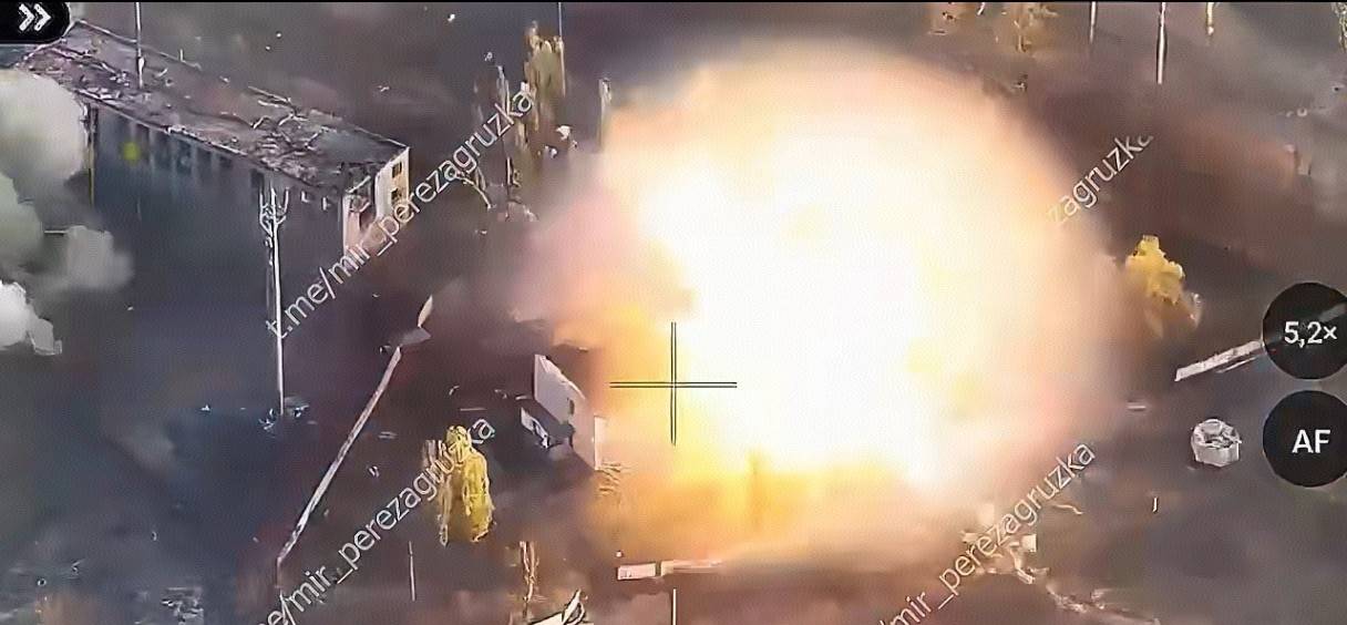 拒不投降？俄罗斯“飓风-S”火箭炮两次齐射：歼灭整个乌军特战队