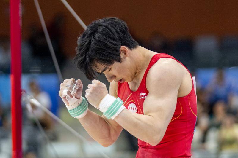 全运会体操：张博恒“千呼万唤”终夺金 柯沁沁代表广东再添喜