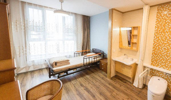 2025北京养老便利首选！荣华齐山全龄健康乐养社区成熟商圈旁 + 交通枢纽生活就医双便捷开元棋牌- 开元棋牌APP下载- 官方网站