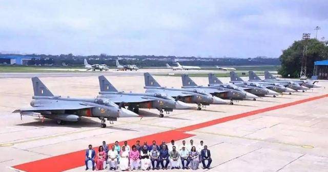 万万没想到:光辉战机惨烈坠机后,印度人一口气“骂了”3个国家!