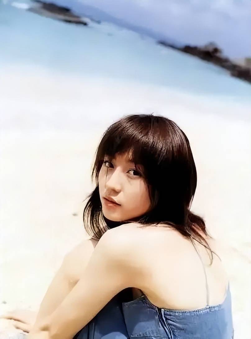 日本女星长泽雅美写真太惊艳!不是丰乳肥臀也性感撩人