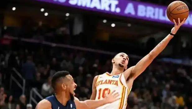 欧洲篮球联赛中文网__赛程比分+球队资讯+盘口分析跨赛事连环爆冷！欧冠乱了NBA垫底队14连败终破荒