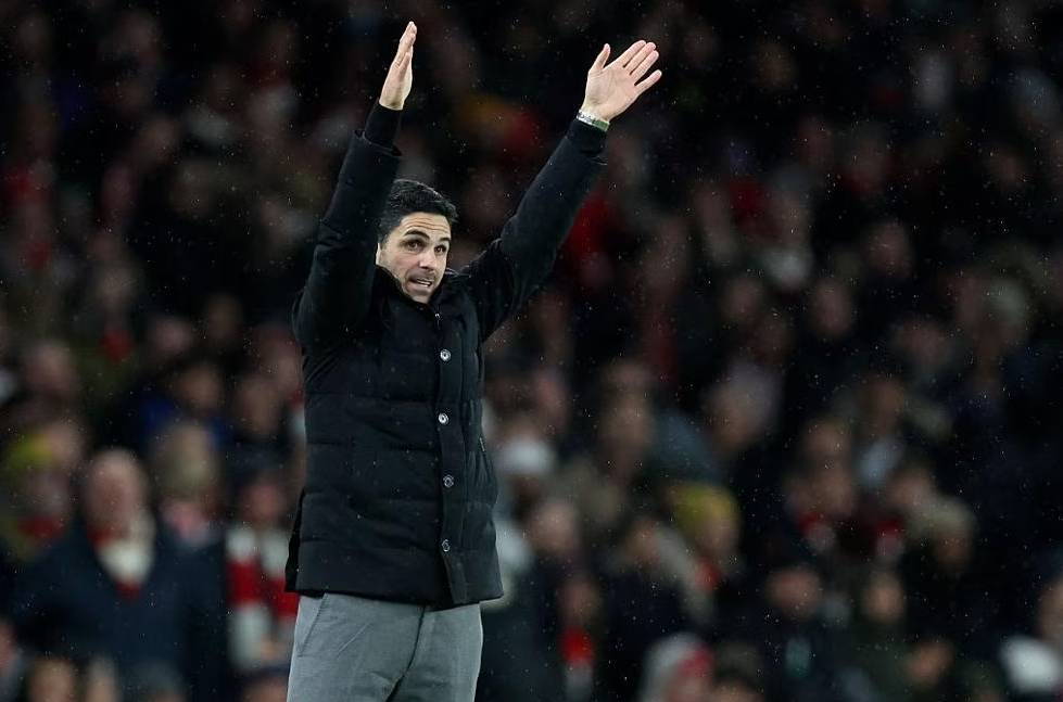 3-1<strong></p>
<p>英超</strong>,5连胜!英超13亿豪门太强了,送德甲豪门赛季首败,领跑欧冠+英超 3-1,5连胜!英超13亿豪门太强了,送德甲豪门赛季首败,领跑欧冠+英超