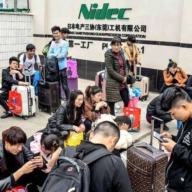 跌破7%,中国新生人口已经这么少了么?| 地球知识局