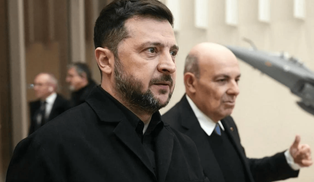 俄军宣布攻克红军城,大批乌军尸横遍野,普京亲自视察前线:乌军这是白白送死!