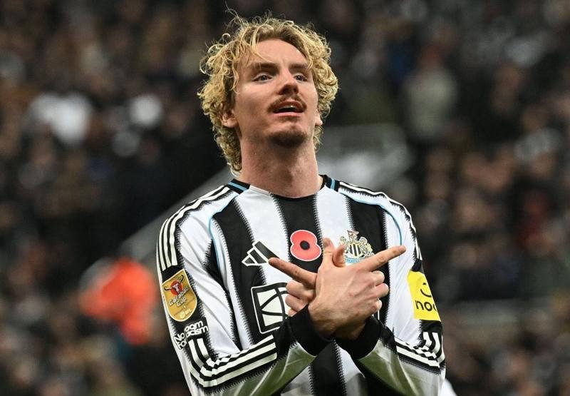 英超联赛免费高清直播+实时赛程+积分预测（2025赛季全覆盖）英超首次开启密集赛程曼城力争19连胜热刺迎战劲敌寻求止跌