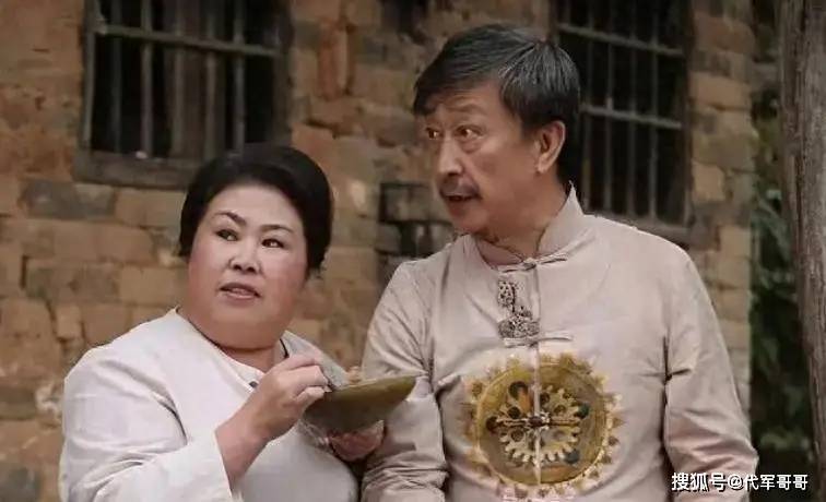 原来她已去世5年,曾被称为“富婆专业户”,一生未嫁无儿无女