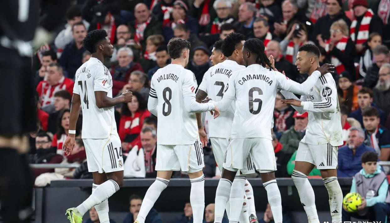 “西班牙足球甲级联赛西甲争冠格局大洗牌皇马