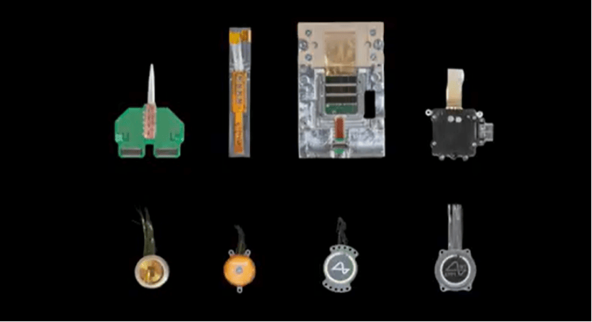 马斯克脑机接口公司重大突破，1.5秒快速植入电极，万人等待上脑