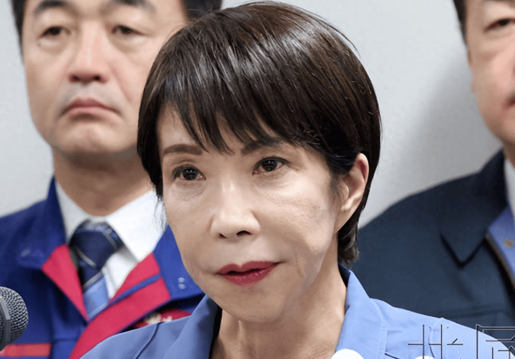 看来日本是想斗到底？媒体爆料日方已全面暂停对华出口光刻胶，企图开始卡中国脖子！